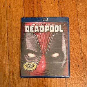 Deadpool Blu-ray DVD Digital HD - NEW